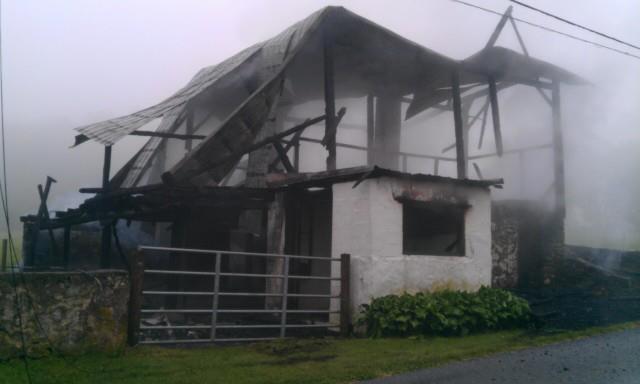 Barn Fire - Lafayette Road - West Brandywine Twp. - May 2012