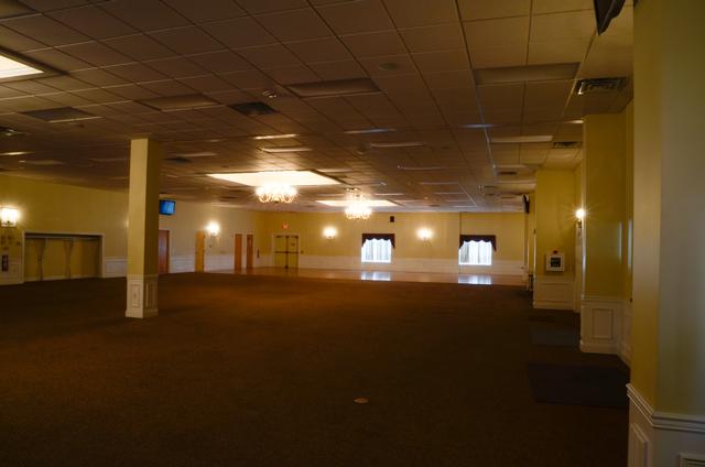 Mian Hall - view towards dance floor